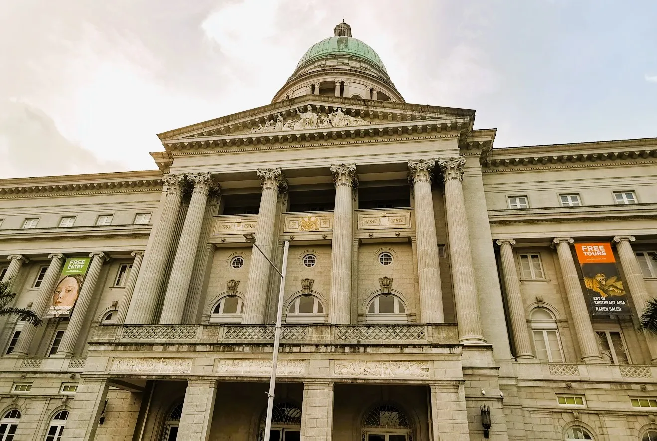 Splendour Of Colonial Singapore Walking Tour With Riverside Lunch